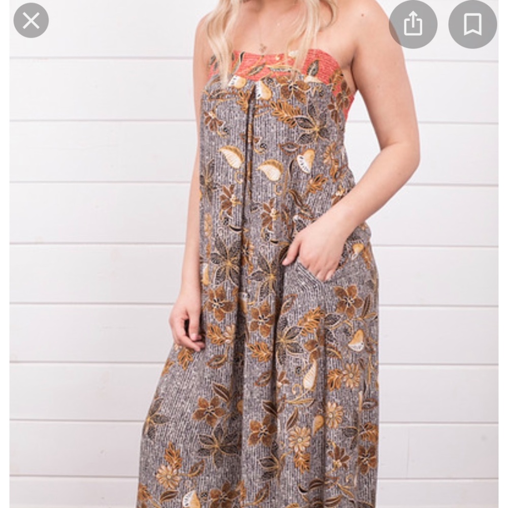 Floral print wide leg tube jumpsuit with side slant pocket,